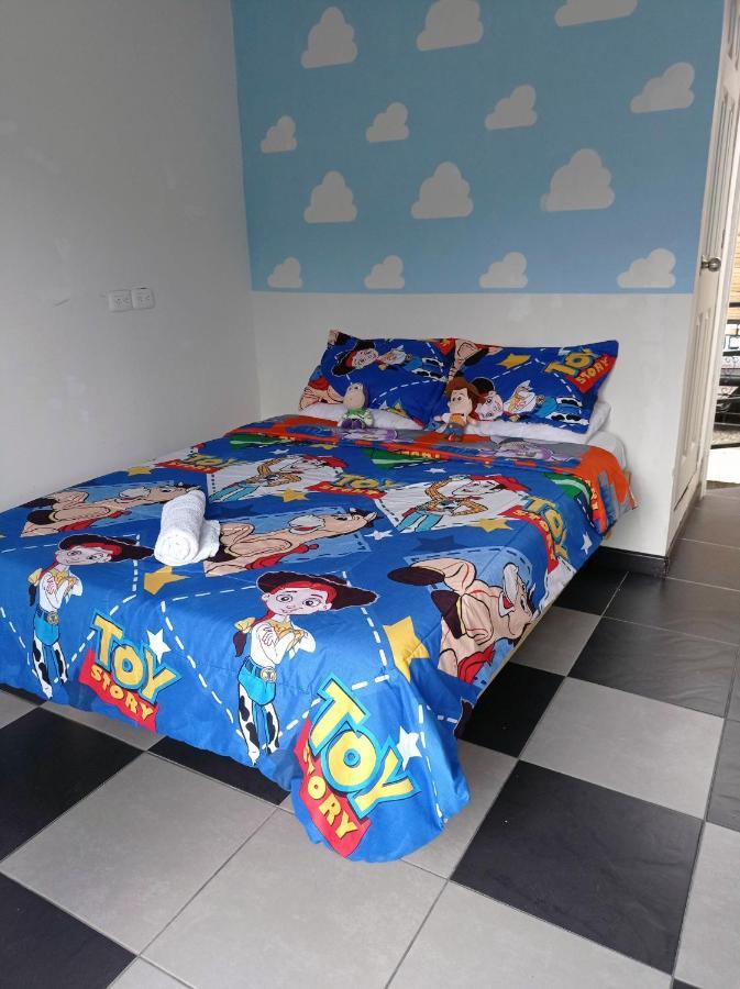 Combi, 2 Good 4 Less Hotel Salento Bagian luar foto